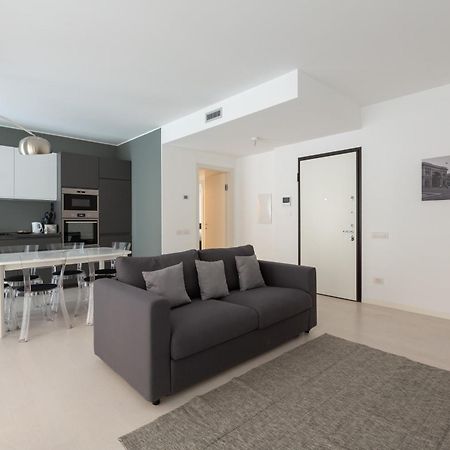 Porta Nuova Bright And Roomy Flat Milaan Buitenkant foto